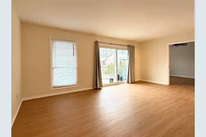 6851 Roswell Road #O34, Atlanta, GA 30328 - Photo 2
