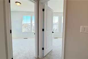 1443 Creekside Cir NW, Atlanta, GA 30318 - Photo 32