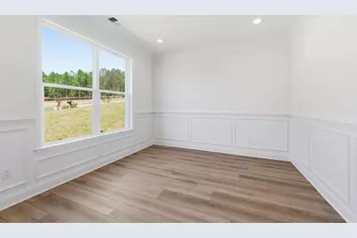 1016 Queens Bridge Way, Griffin, GA 30223 - Photo 6