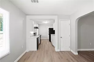 890 McWilliams Rd SE, Atlanta, GA 30315 - Photo 6