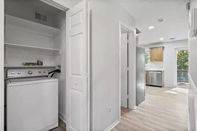 10390 Rillridge Court, Alpharetta, GA 30022 - Photo 4