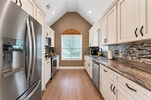 315 Wildwood Cir SE, Calhoun, GA 30701 - Photo 6