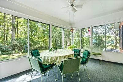 2306 E Cherokee Drive, Woodstock, GA 30188 - Photo 10