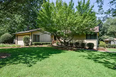 6906 Springwood Drive, Douglasville, GA 30135 - Photo 2