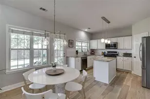 519 Glen Creek Way, Sugar Hill, GA 30518 - Photo 16