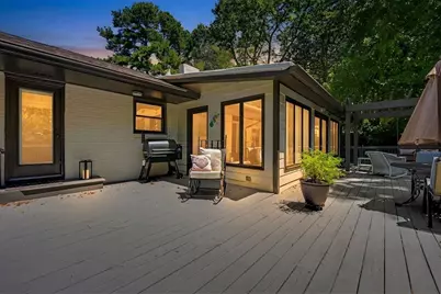 747 Starlight Court, Sandy Springs, GA 30342 - Photo 34