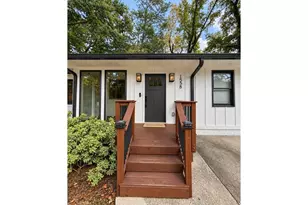 1558 Alverado Way, Decatur, GA 30032 - Photo 4