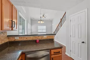 303 Hiawassee Dr, Woodstock, GA 30188 - Photo 20