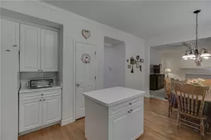 10850 Avian Dr, Alpharetta, GA 30022 - Photo 10
