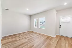 203 Orwell Dr, Social Circle, GA 30025 - Photo 4