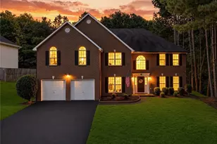 305 Paper Mill Dr, Lawrenceville, GA 30046 - Photo 2