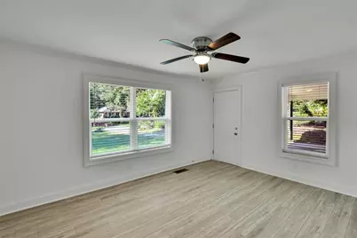 470 Schaffer Road SW, Marietta, GA 30060 - Photo 4