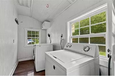 208 SE Yancy Drive SE, Marietta, GA 30067 - Photo 6