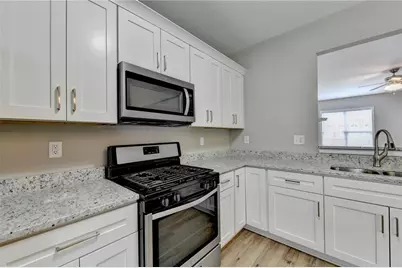 4005 Edgecomb Drive, Roswell, GA 30075 - Photo 14