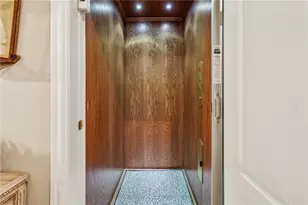 1036 Arbor Trce NE, Atlanta, GA 30319 - Photo 16