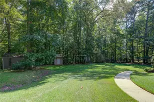 111 Henderson Lake Dr, Canton, GA 30115 - Photo 38