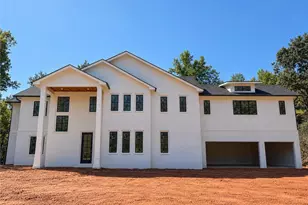 1005 Clementstone Dr, Sandy Springs, GA 30342 - Photo 2
