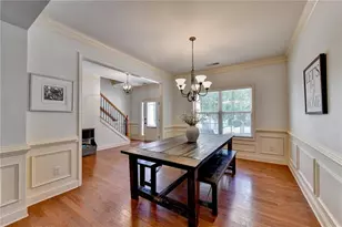 5691 Crest Hill Dr, Buford, GA 30518 - Photo 12