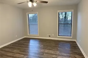 2707 Hawk Dr NE, Marietta, GA 30066 - Photo 8
