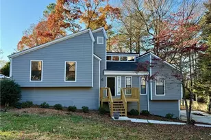 2707 Hawk Dr NE, Marietta, GA 30066 - Photo 1