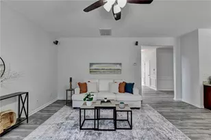 220 Nichols Dr, Suwanee, GA 30024 - Photo 38