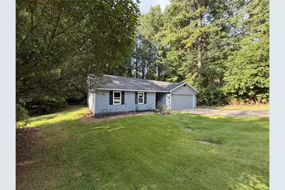 613 Blue Flag Lane, Fairburn, GA 30213 - Photo 4