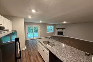 613 Blue Flag Ln, Fairburn, GA 30213 - Photo 10