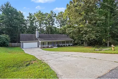 495 Robin Road, Covington, GA 30016 - Photo 2