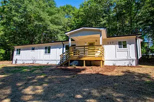 227 Garden Lake Dr, Carrollton, GA 30116 - Photo 1