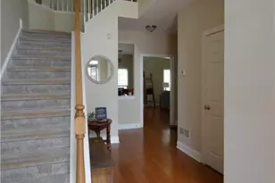 2076 Fairport Way, Marietta, GA 30062 - Photo 2