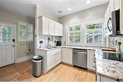 452 Euclid Terrace NE, Atlanta, GA 30307 - Photo 12