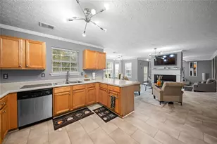 856 Haydens Ridge, Ellenwood, GA 30294 - Photo 10
