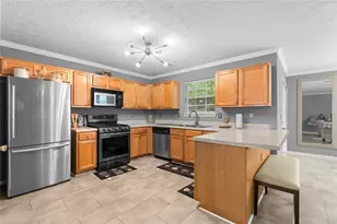 856 Haydens Ridge, Ellenwood, GA 30294 - Photo 8