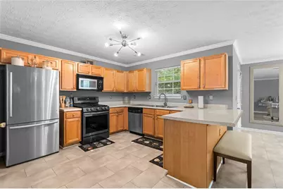 856 Haydens Ridge, Ellenwood, GA 30294 - Photo 8