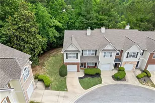 1607 Jackson Trace Ct NW, Atlanta, GA 30318 - Photo 2
