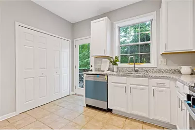 1607 Jackson Trace Court NW, Atlanta, GA 30318 - Photo 12