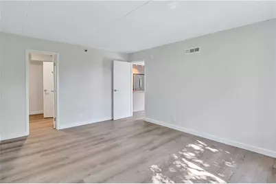 2460 Peachtree Road #1513, Atlanta, GA 30305 - Photo 16