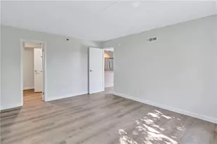 2460 Peachtree Rd, Atlanta, GA 30305 - Photo 16