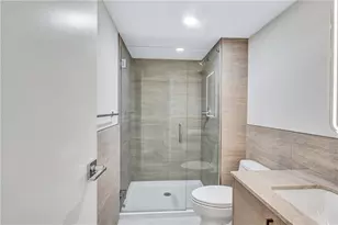 2460 Peachtree Rd, Atlanta, GA 30305 - Photo 24