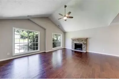 4161 Wyndham Pointe Court, Buford, GA 30519 - Photo 4