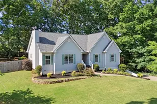 1086 Fieldstone Dr, Canton, GA 30114 - Photo 2
