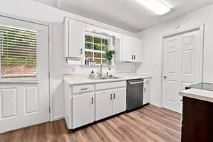 452 Parrish Rd, Cedartown, GA 30125 - Photo 14
