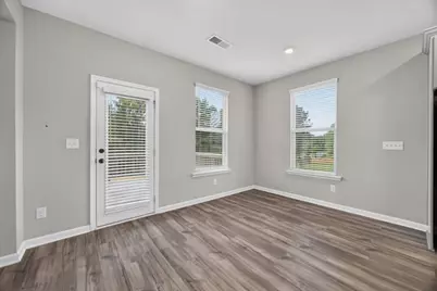 161 Donovan Avenue, Locust Grove, GA 30248 - Photo 8