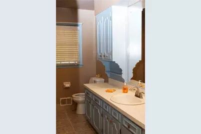 2719 Waleska Way, East Point, GA 30344 - Photo 6