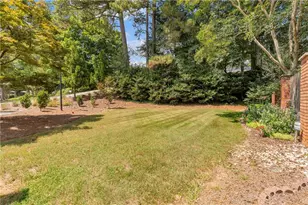 1417 Ashford Pl NE, Brookhaven, GA 30319 - Photo 32