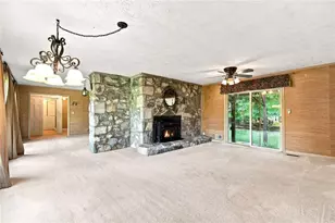 245 Plantation Rd, Fayetteville, GA 30214 - Photo 4