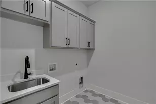 321 Lk Vis Dr, Statham, GA 30666 - Photo 30