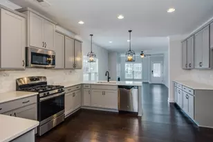 3762 Ledgemont Dr, Suwanee, GA 30024 - Photo 10
