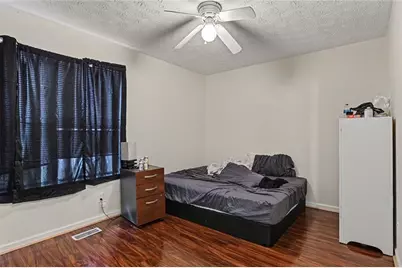 415 Thomas Jefferson Drive, Stone Mountain, GA 30083 - Photo 16