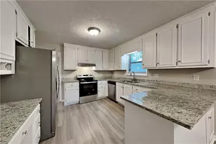 95 Pine Ferry Dr NE, Kennesaw, GA 30144 - Photo 6